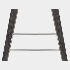 Contrasting Chrome Bracing Bar Footrest