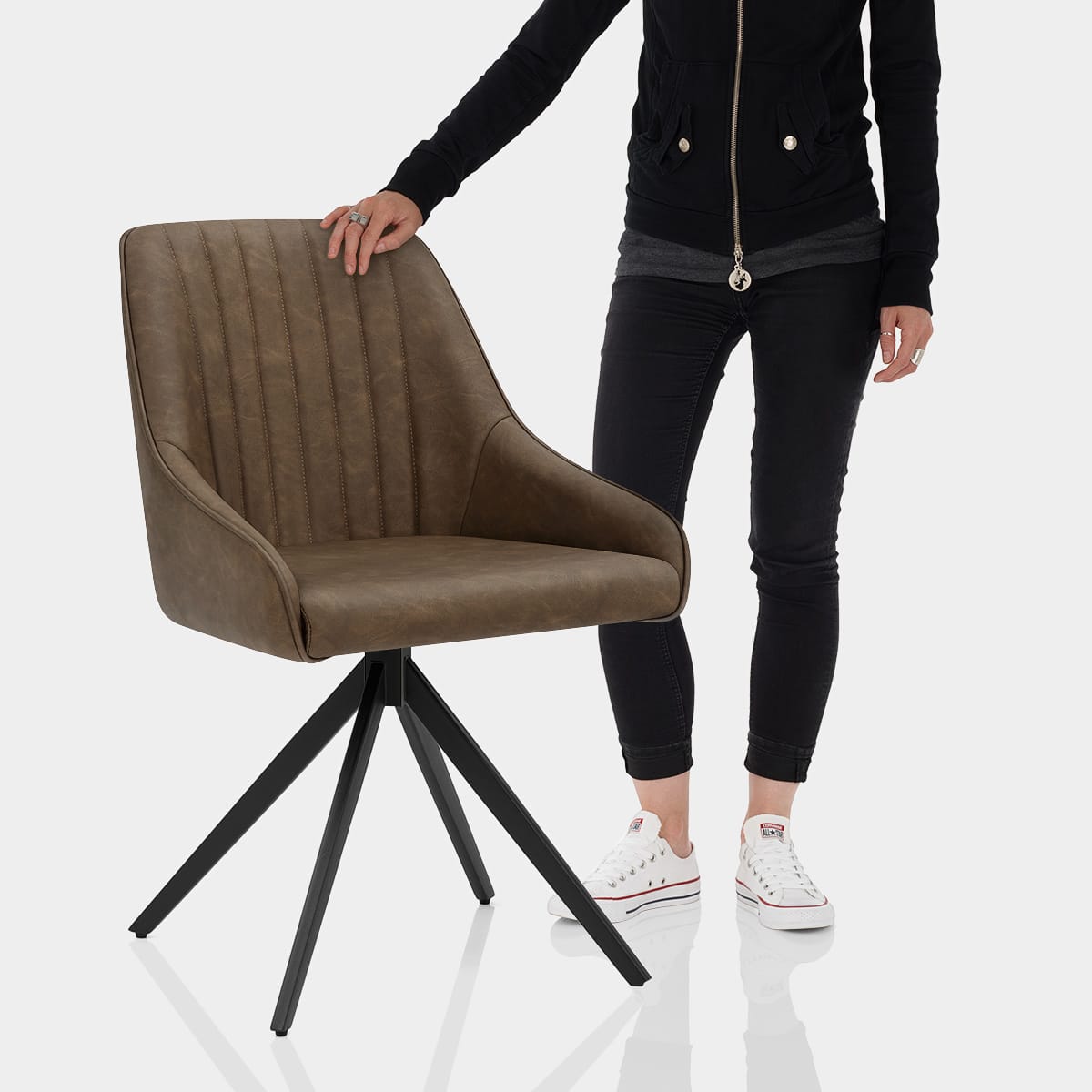 Amelia Chair Brown Features Image