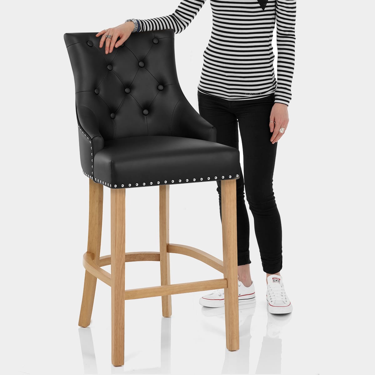 Ascot Oak Stool Black Leather Features Image