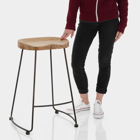 Bloc Stool Light Wood Features Image