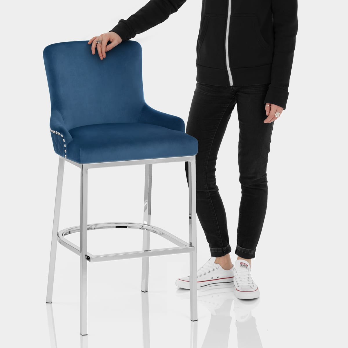 Blush Bar Stool Blue Velvet Features Image