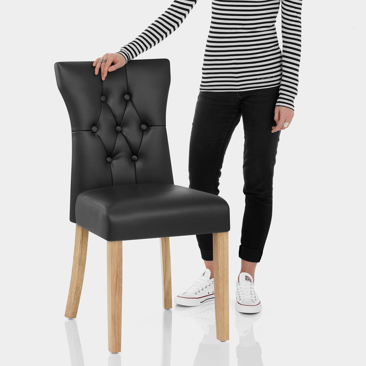 Bradbury Oak Dining Chair Black Features Image