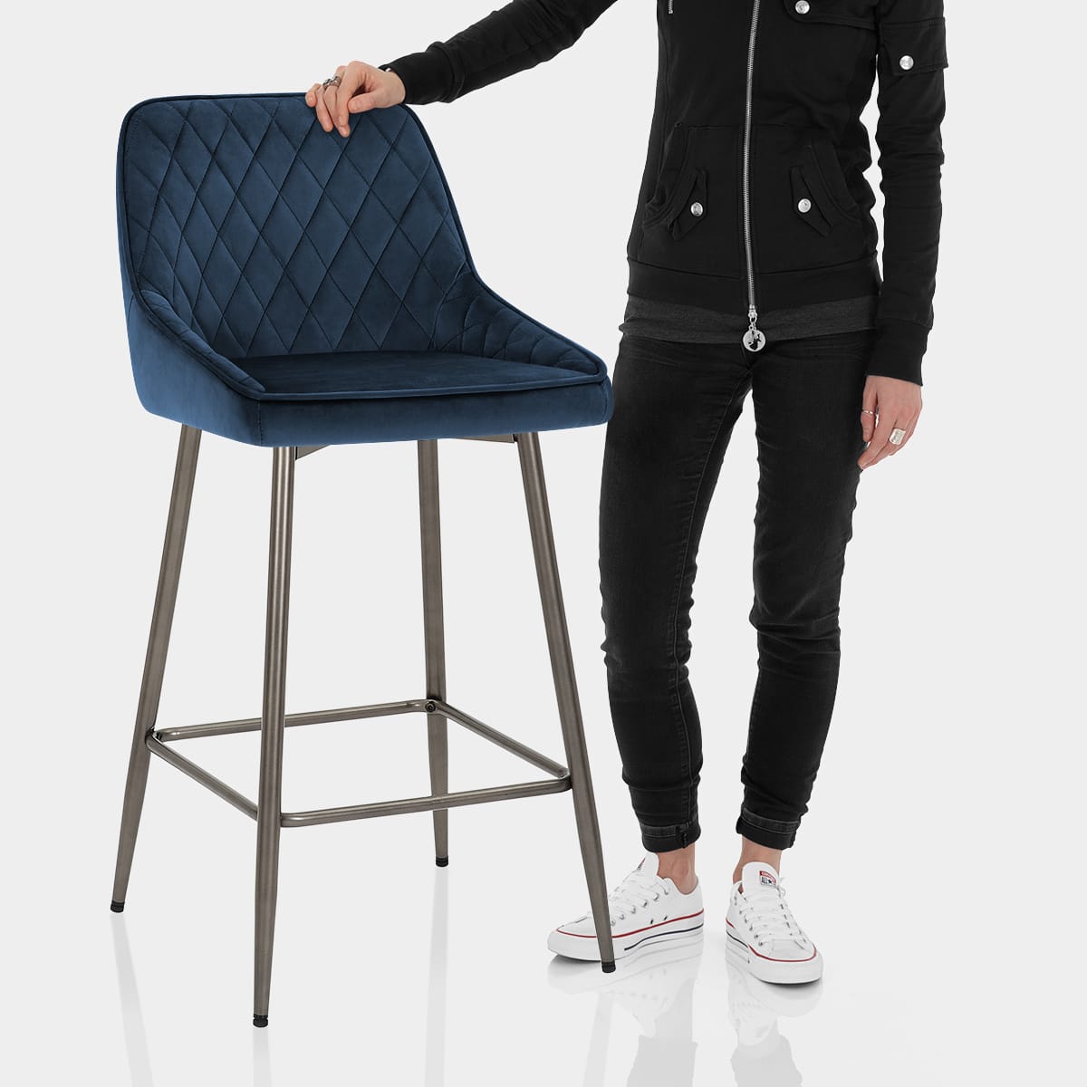 Brisbane Bar Stool Blue Velvet Features Image