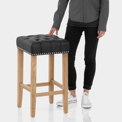 Chelsea Oak Stool Black Leather Features Image