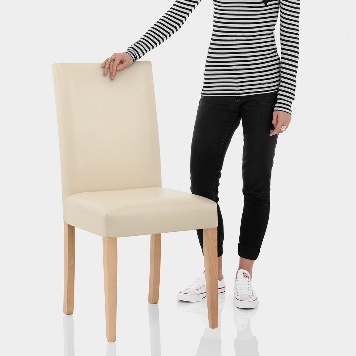 Chicago Oak Dining Chair in Cream Features Image