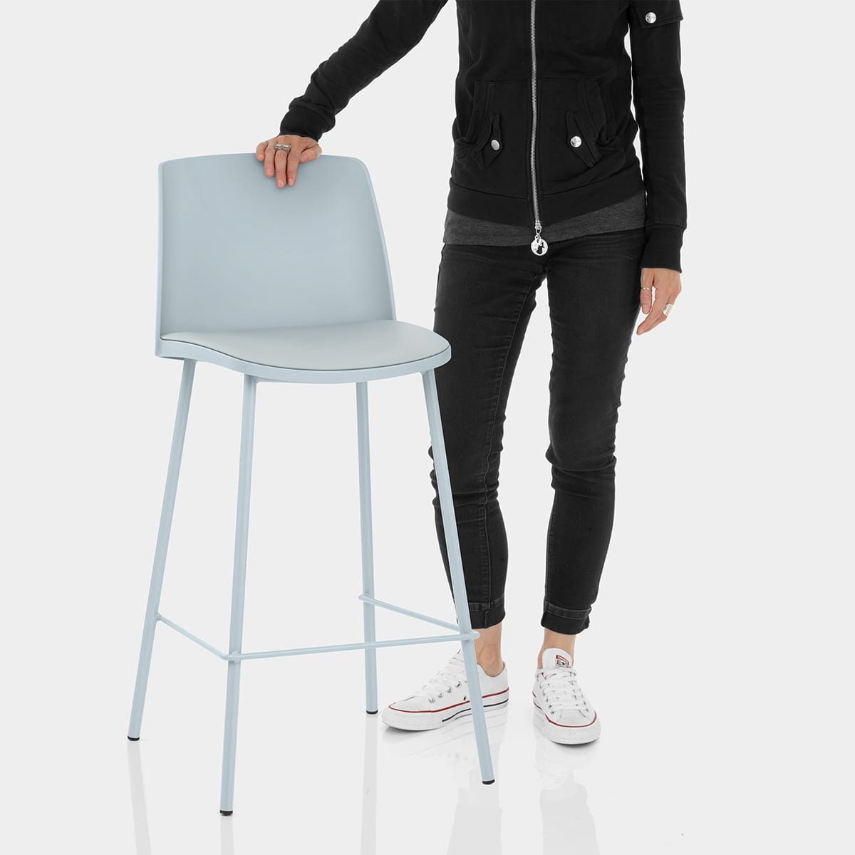 Cosmo Bar Stool Blue Features Image