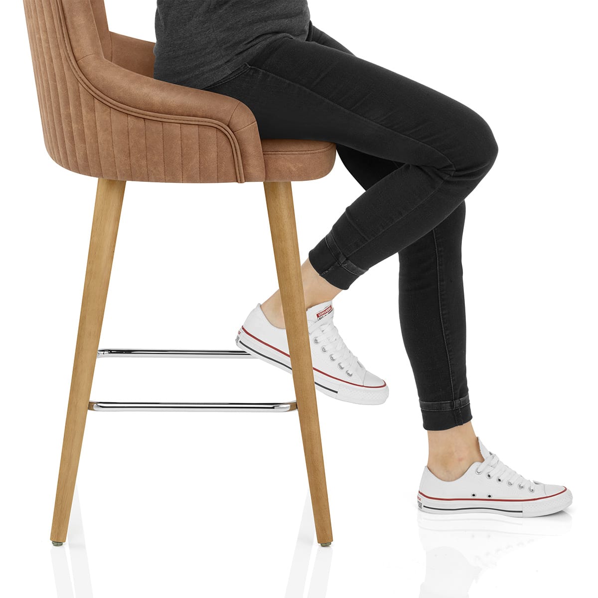 Diablo Oak Bar Stool Tan Frame Image