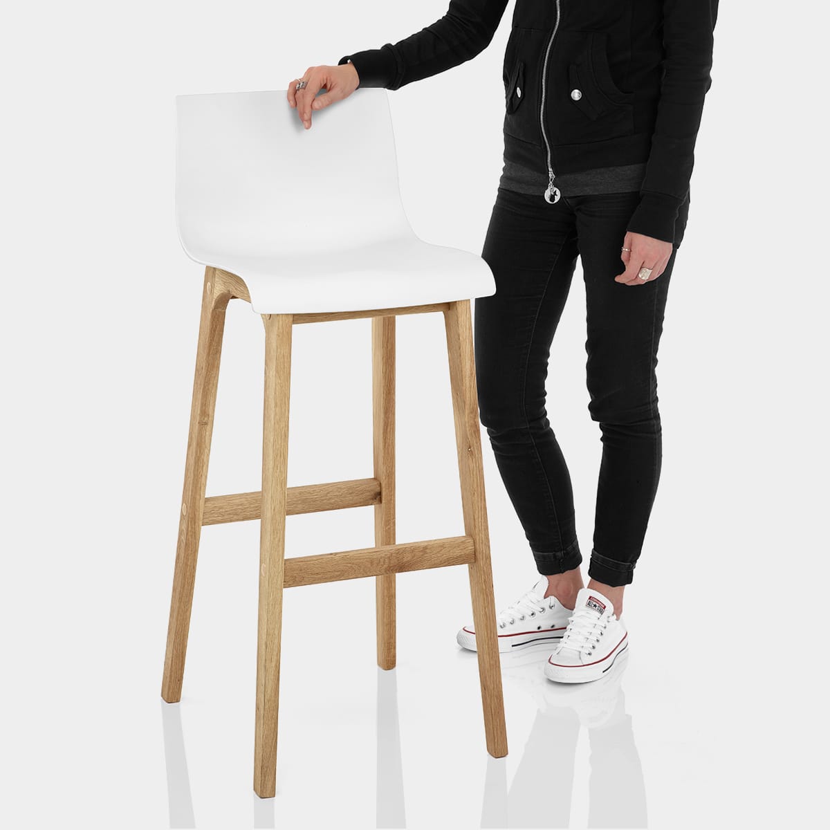 Drift Oak & White Bar Stool Features Image