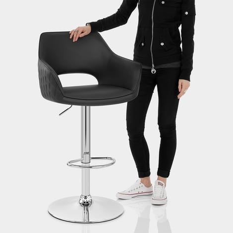 Dune Bar Stool Black Features Image