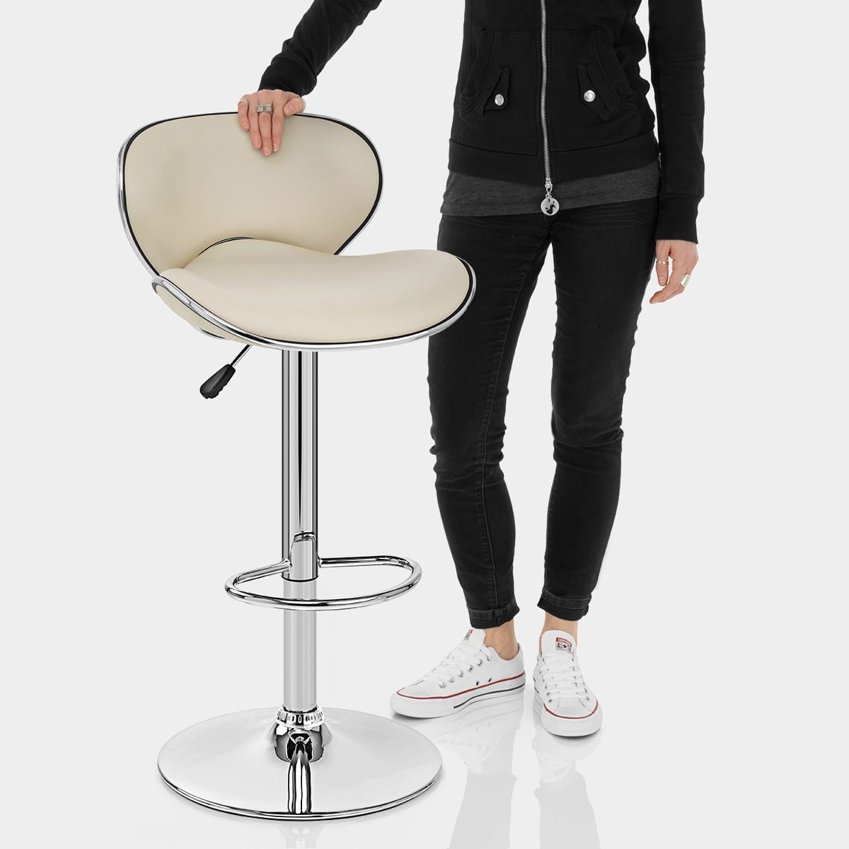 Duo Bar Stool Cream Features Image