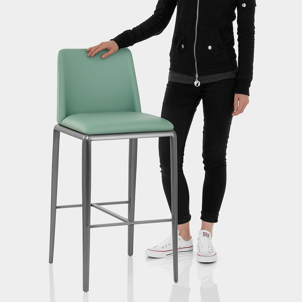 Elise Bar Stool Green Features Image