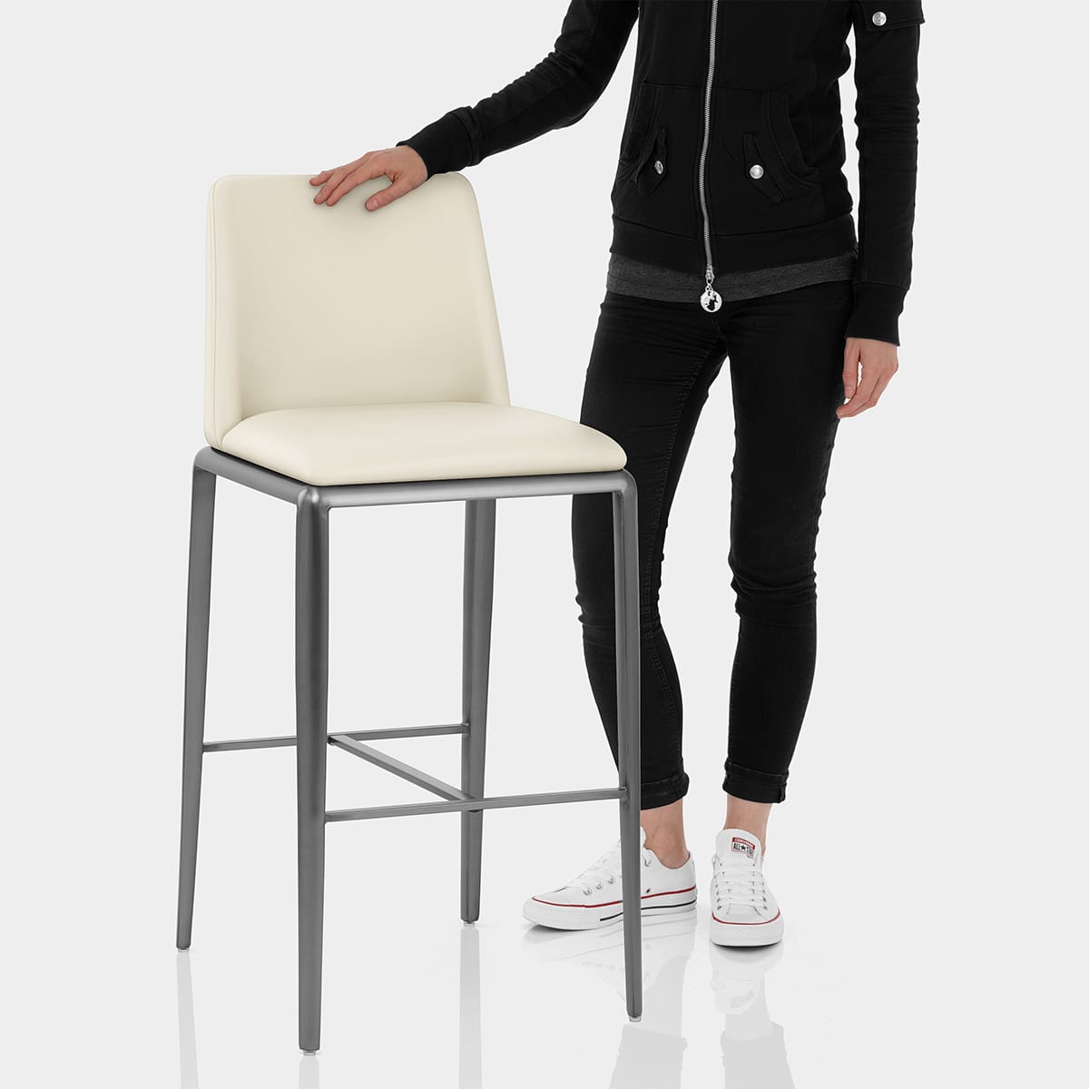 Elise Bar Stool Ivory Features Image