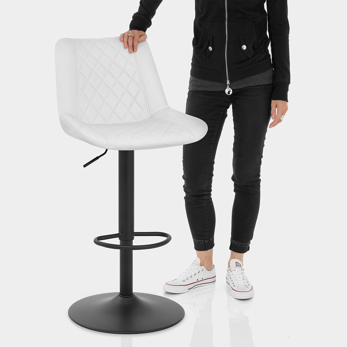 Faro Bar Stool White Features Image