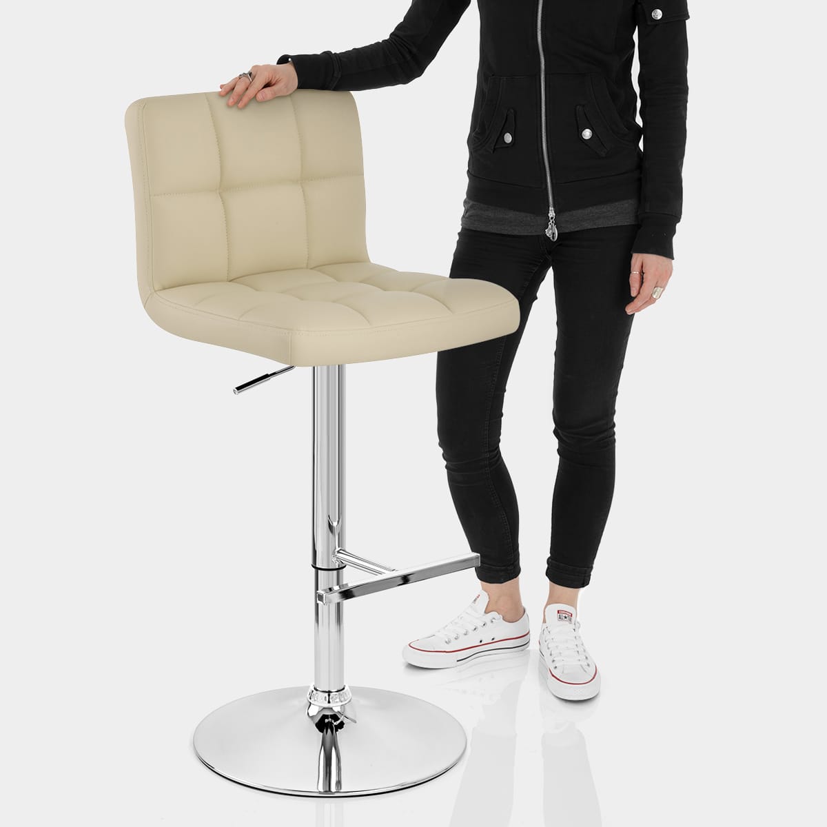 Grid Bar Stool Cream Features Image