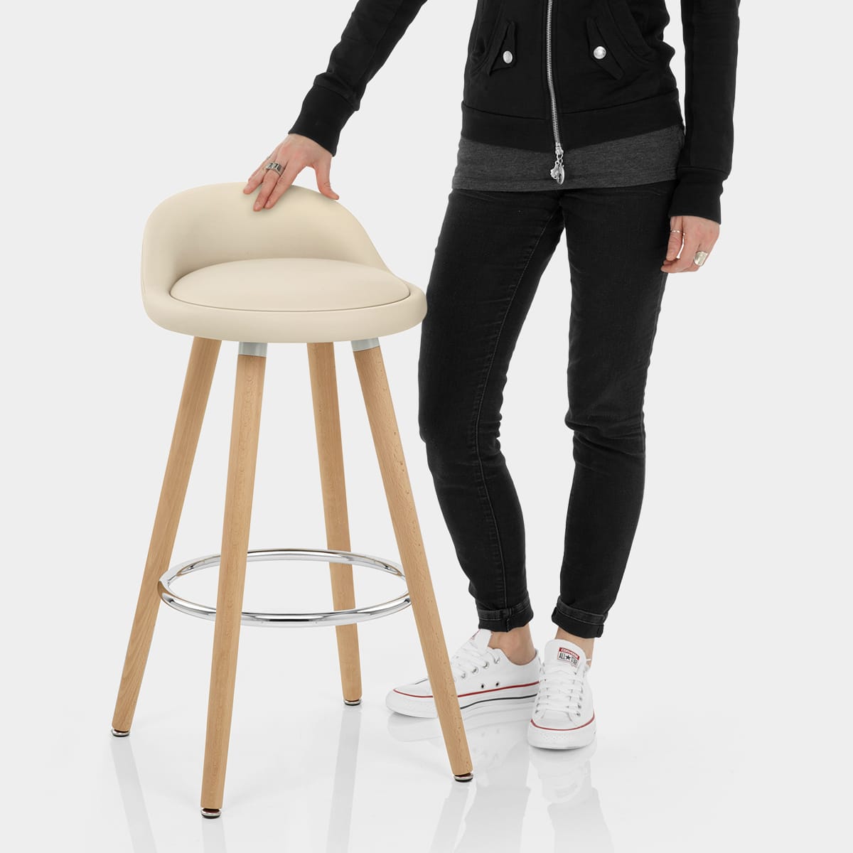 Jive Wooden Stool Cream Features Image