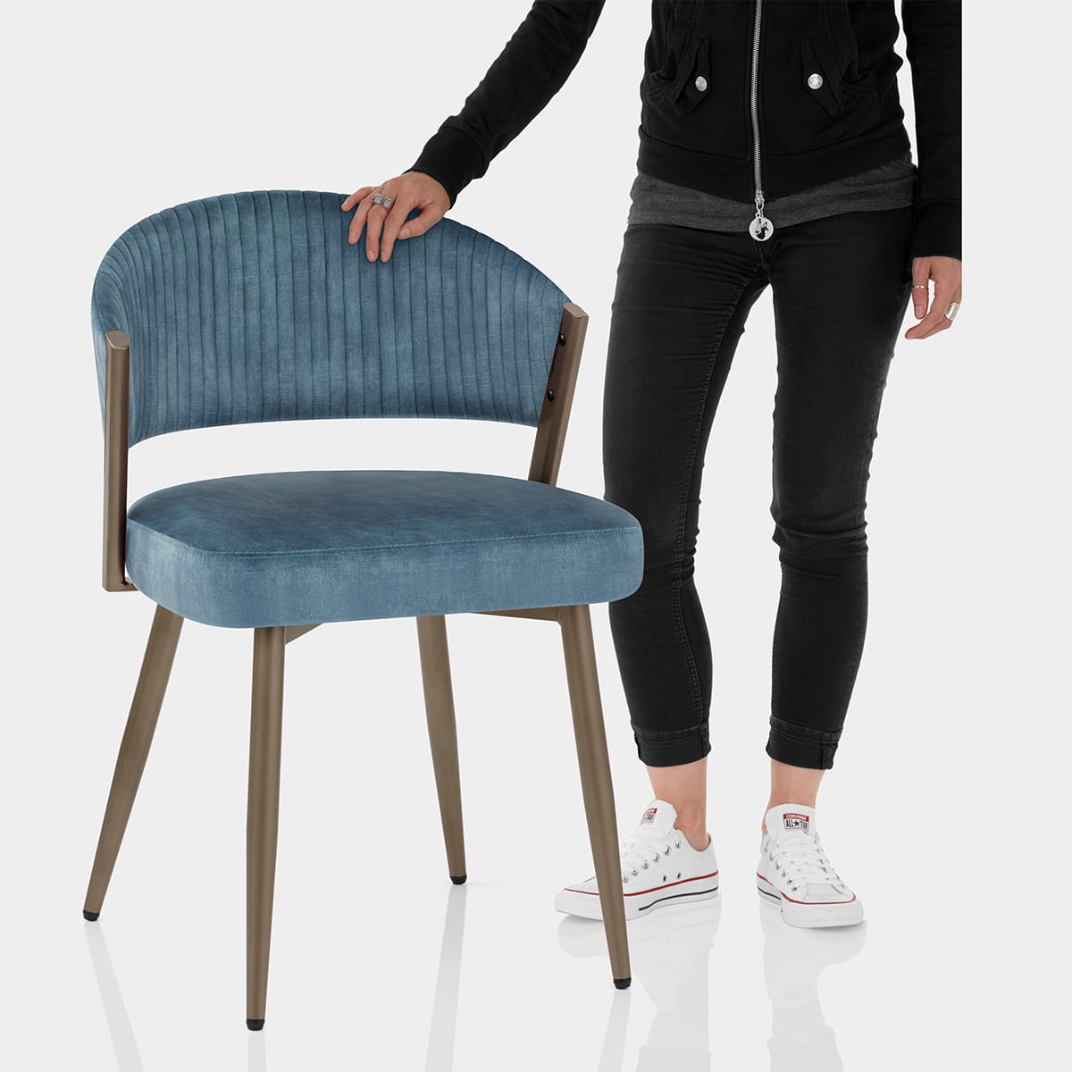 Lusso Dining Chair Blue Velvet Features Image