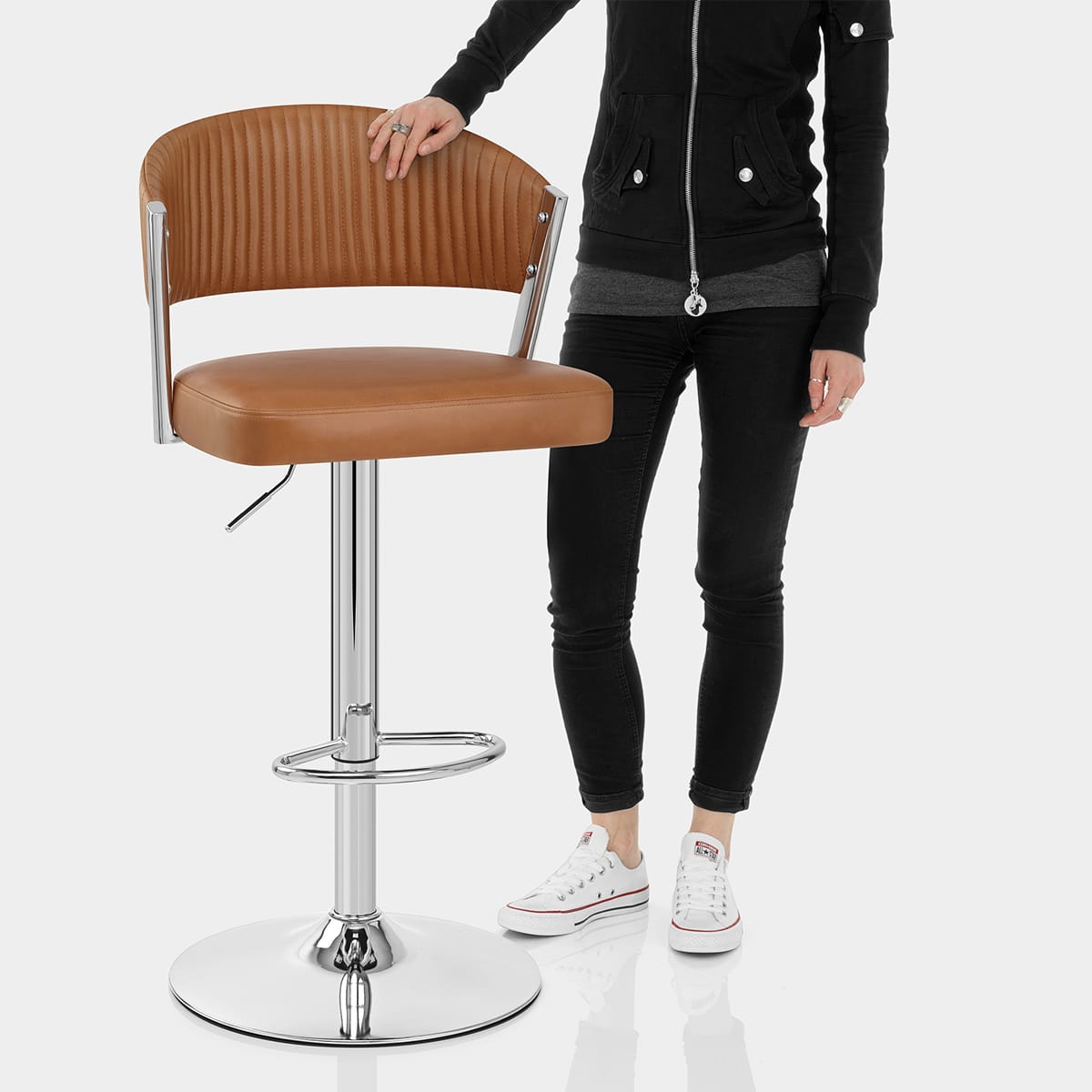 Lusso Chrome Stool Brown Real Leather Features Image