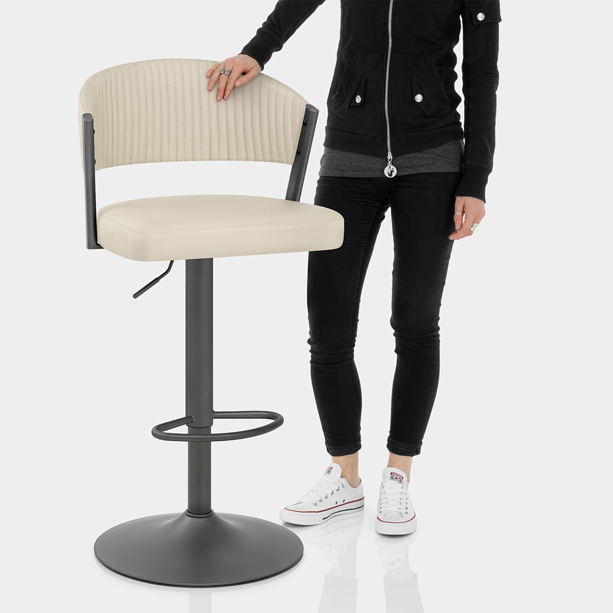 Lusso Graphite Bar Stool Cream Features Image