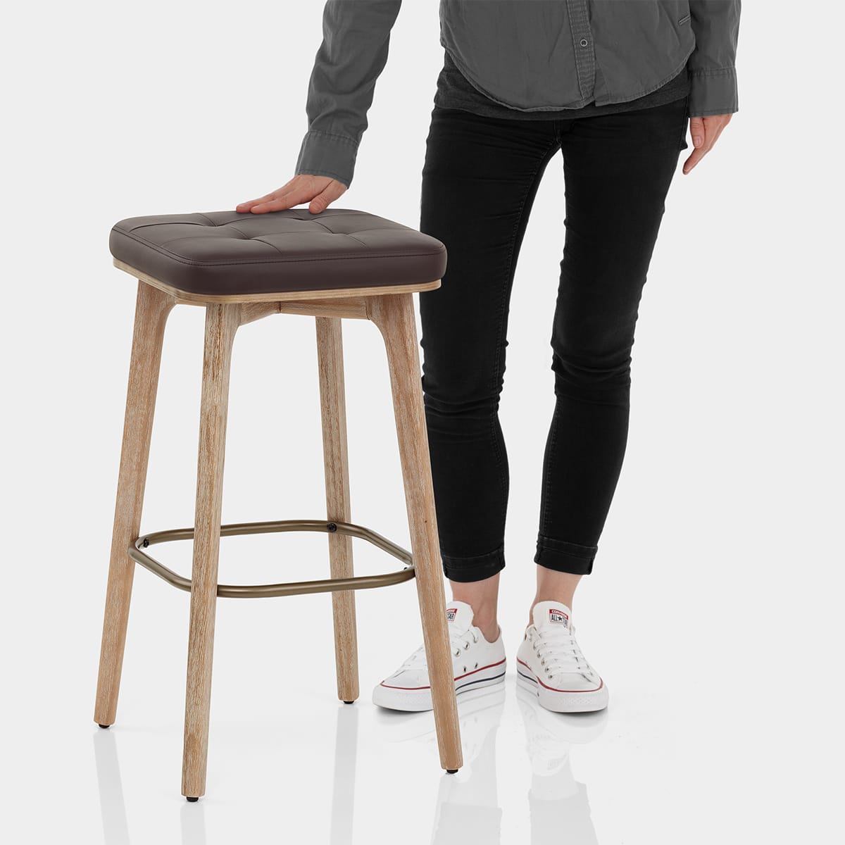 Malmo Oak & Copper Stool Brown Features Image