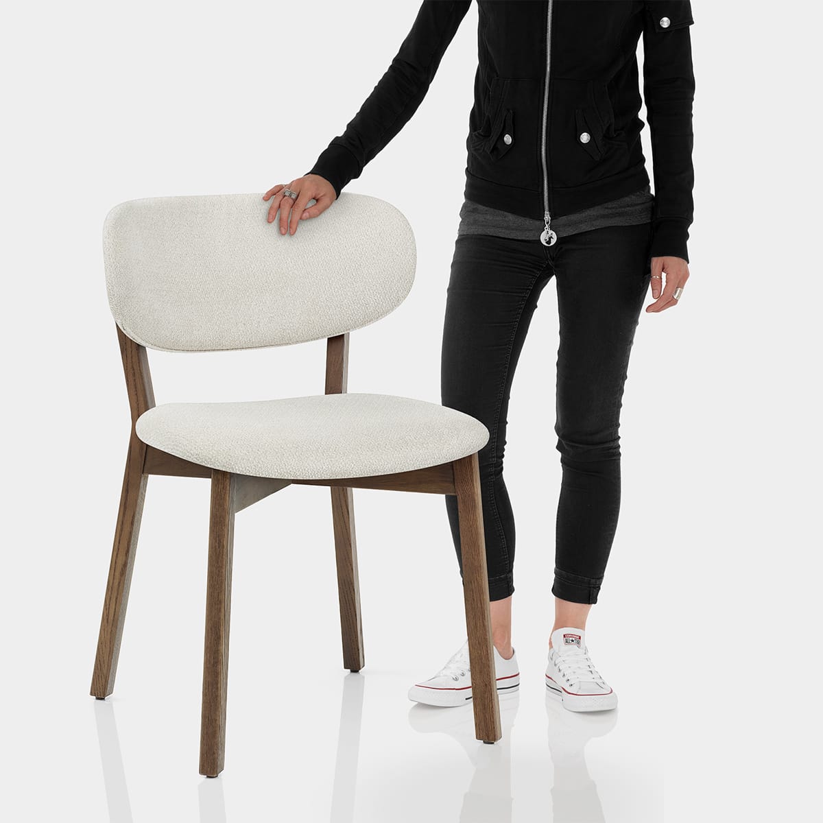 Maya Light Oak Chair Ivory Fabric Features Image