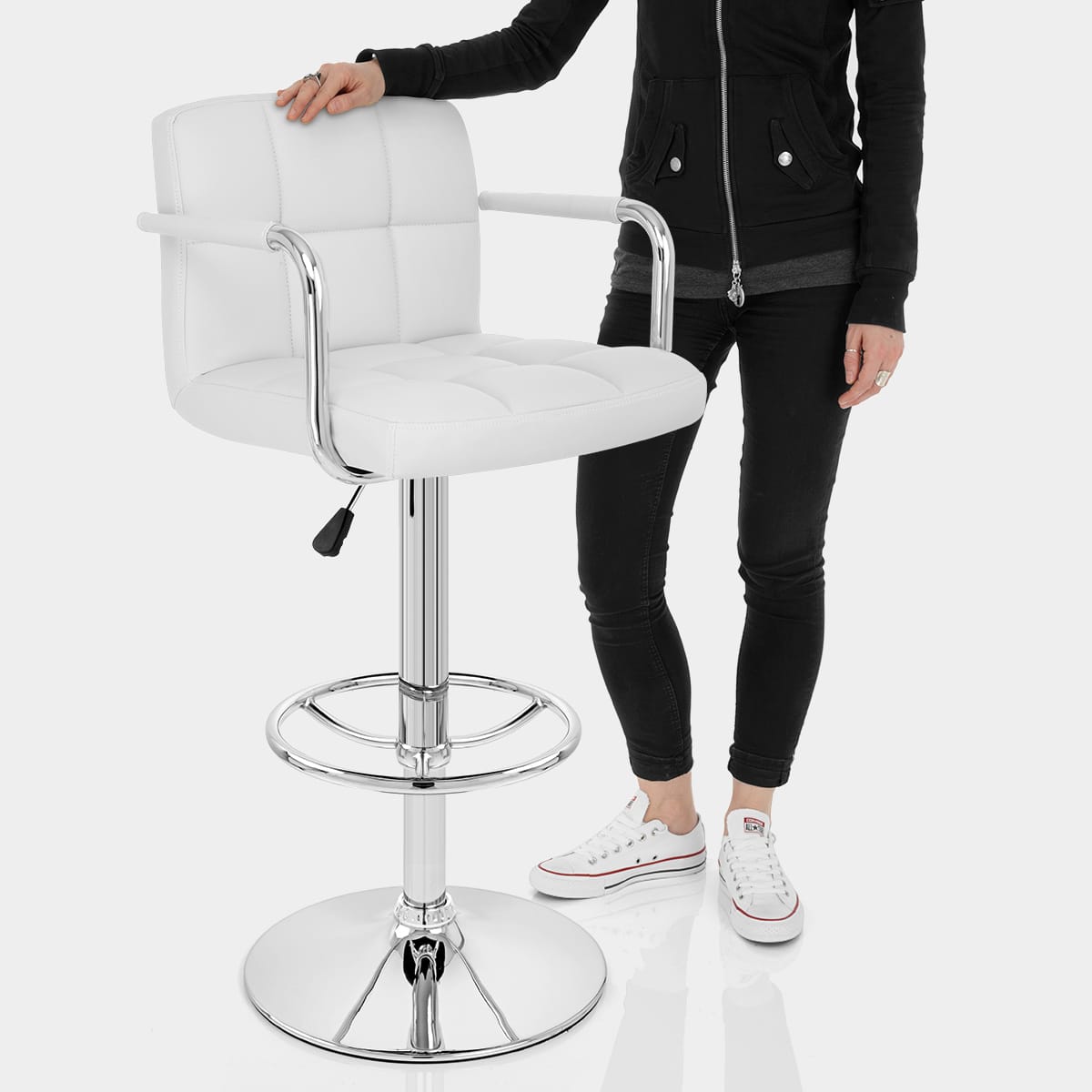 Maze Bar Stool White Features Image