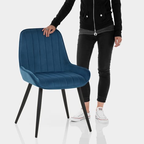 Mustang Chair Midnight Blue Velvet Features Image