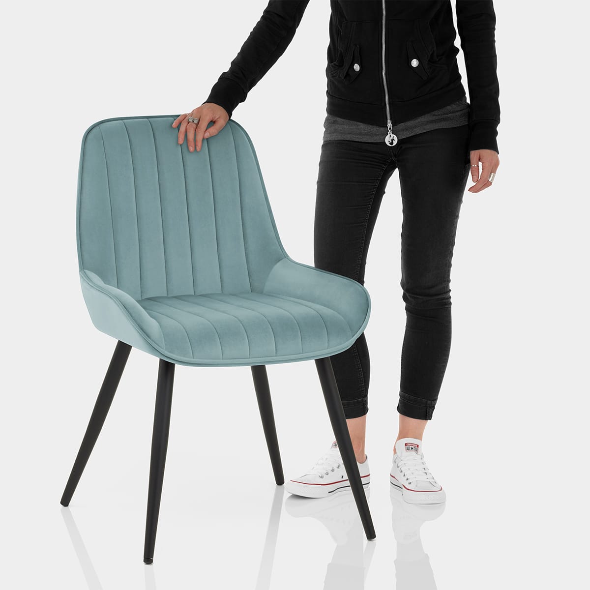 Mustang Chair Teal Velvet Features Image