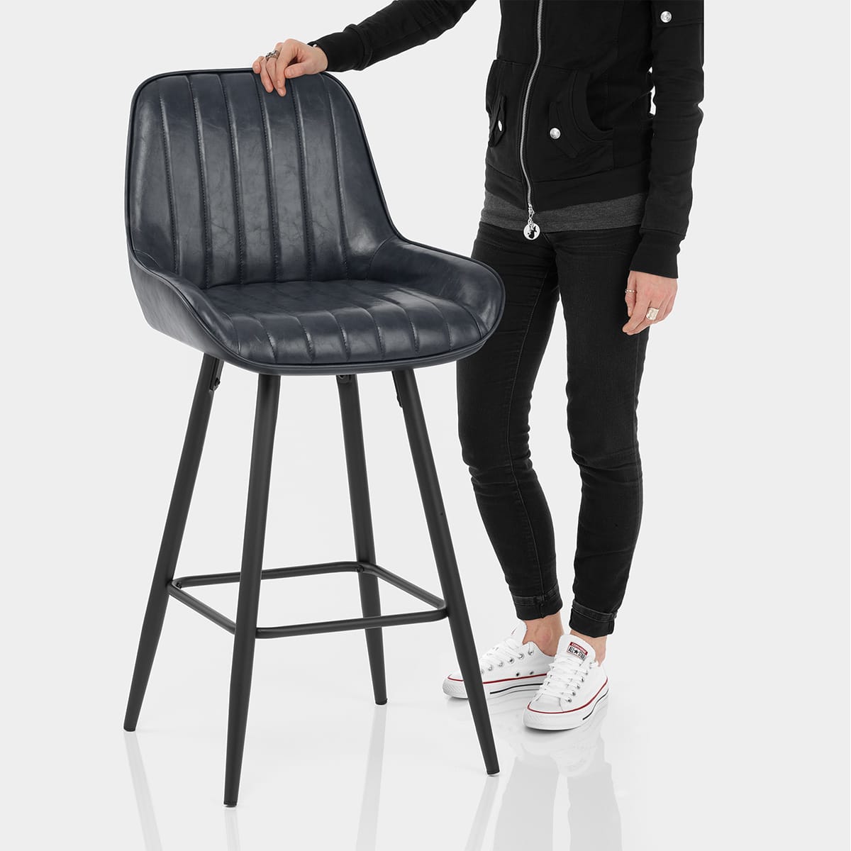 Mustang Bar Stool Antique Slate Features Image