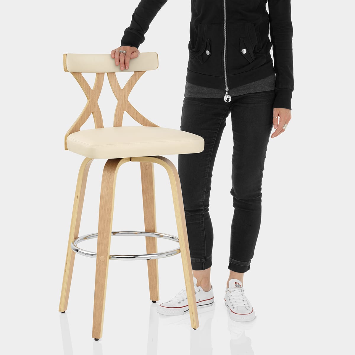 Nash Stool Wood & Cream Features Image