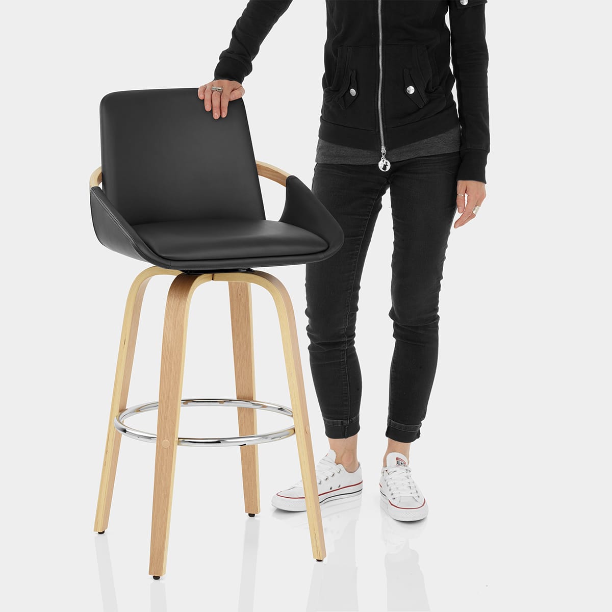 Ohio Bar Stool Black Features Image
