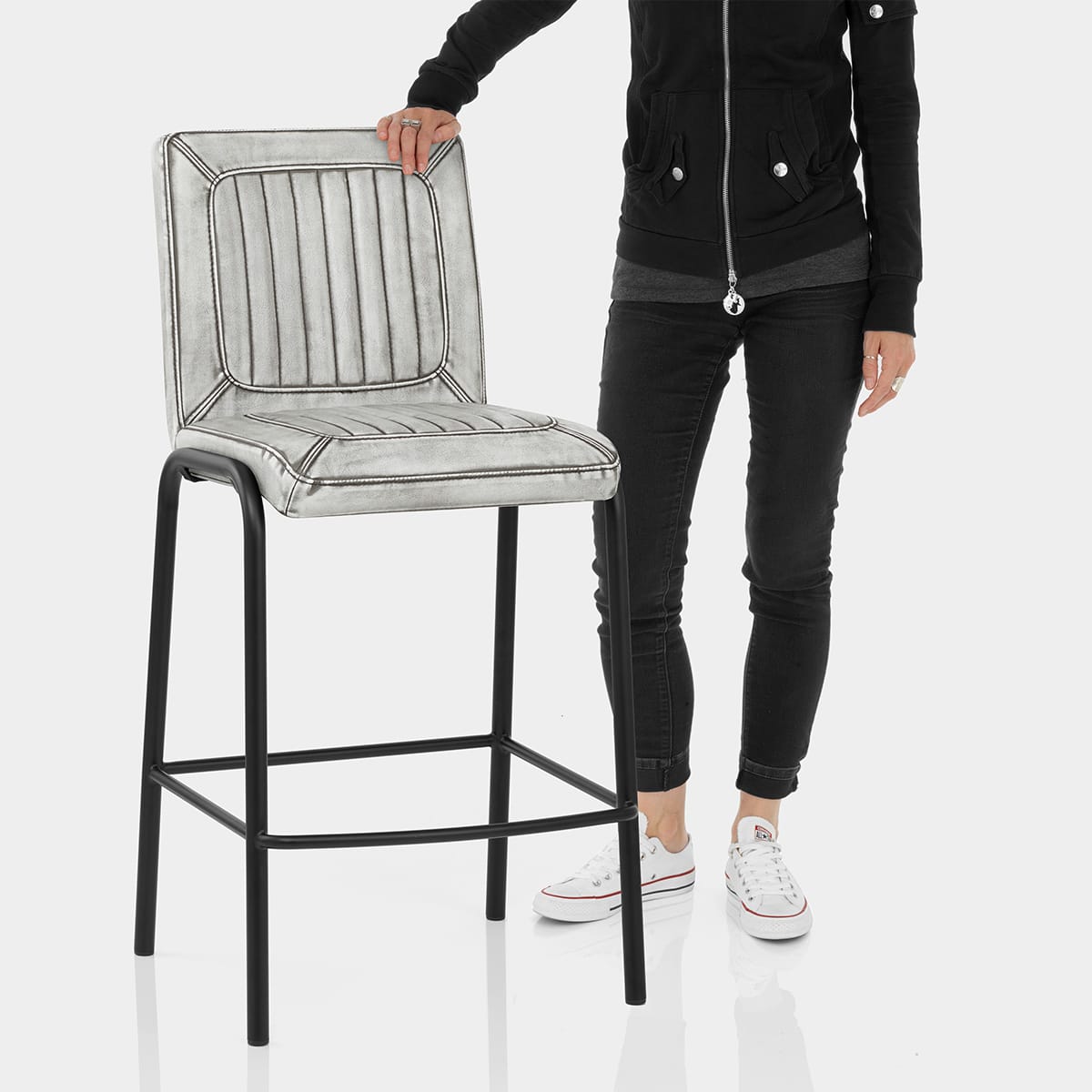 Osprey Bar Stool Vintage White Features Image