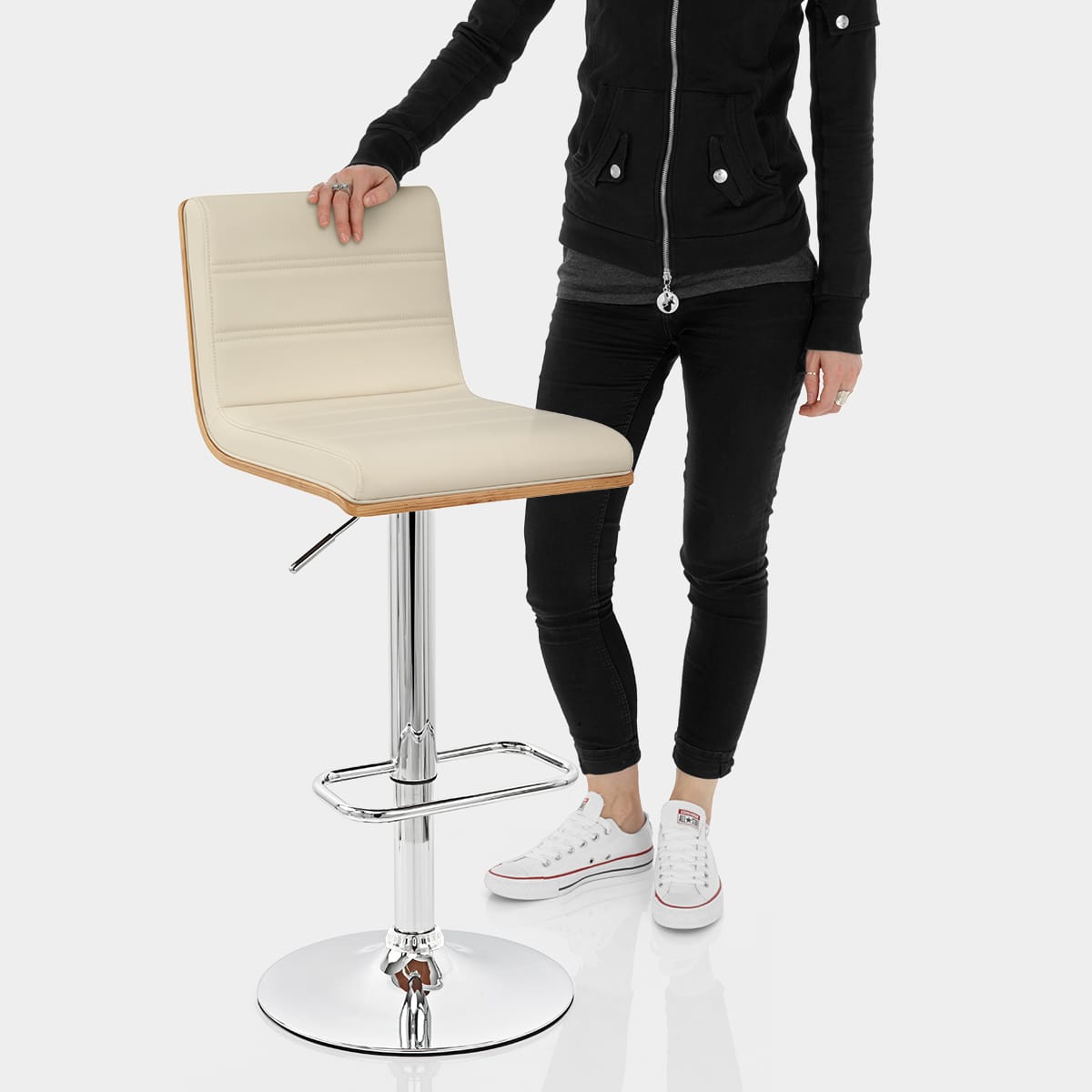 Riviera Walnut Bar Stool Cream Features Image