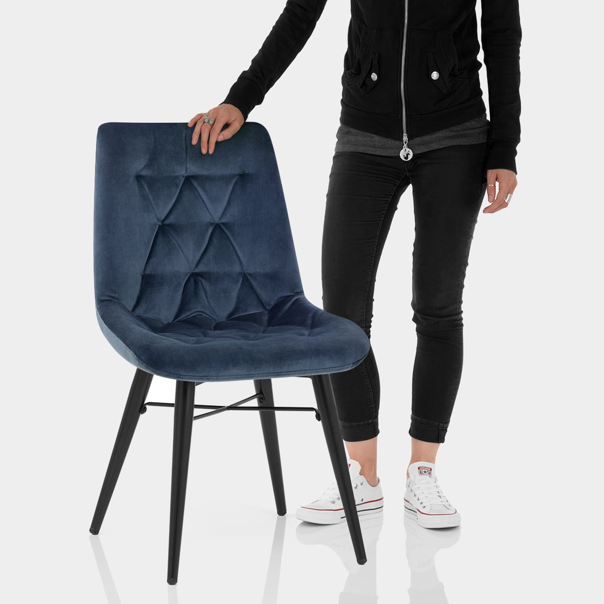 Roxy Dining Chair Blue Velvet Features Image