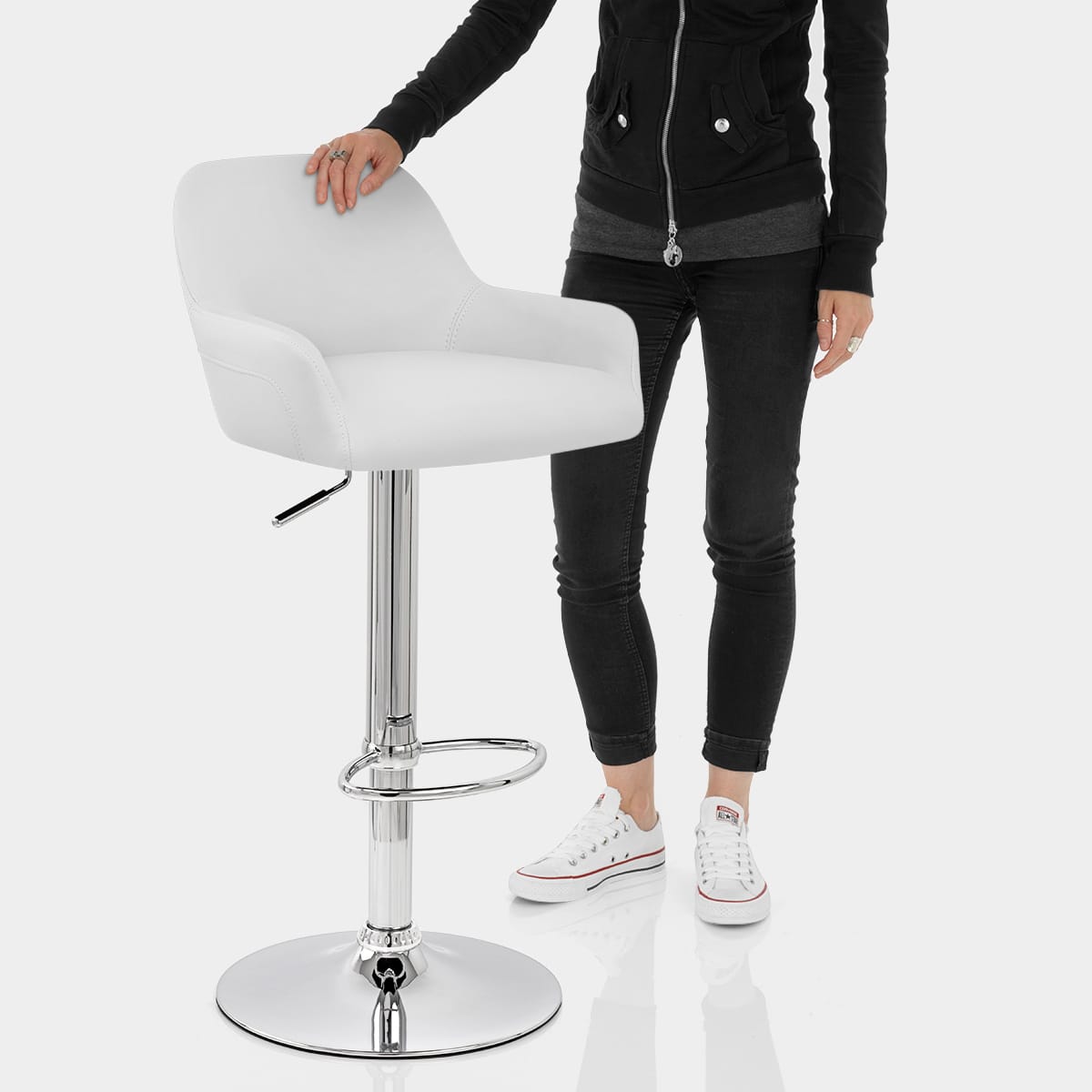 Sassi Bar Stool White Features Image