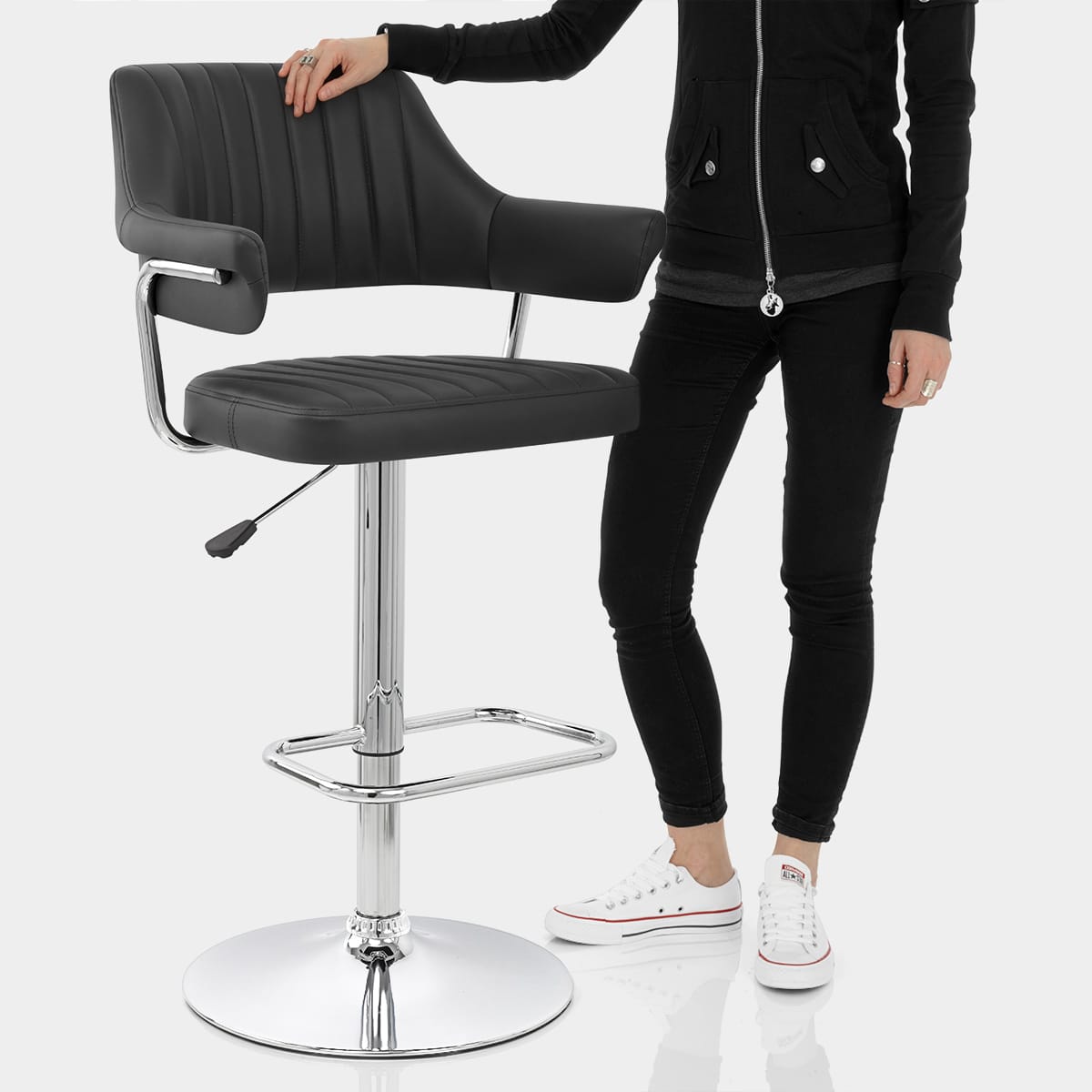 Skyline Bar Chair Black Features Image