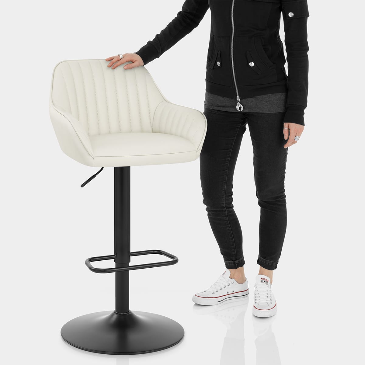 Sol Real Leather Bar Stool Cream Features Image