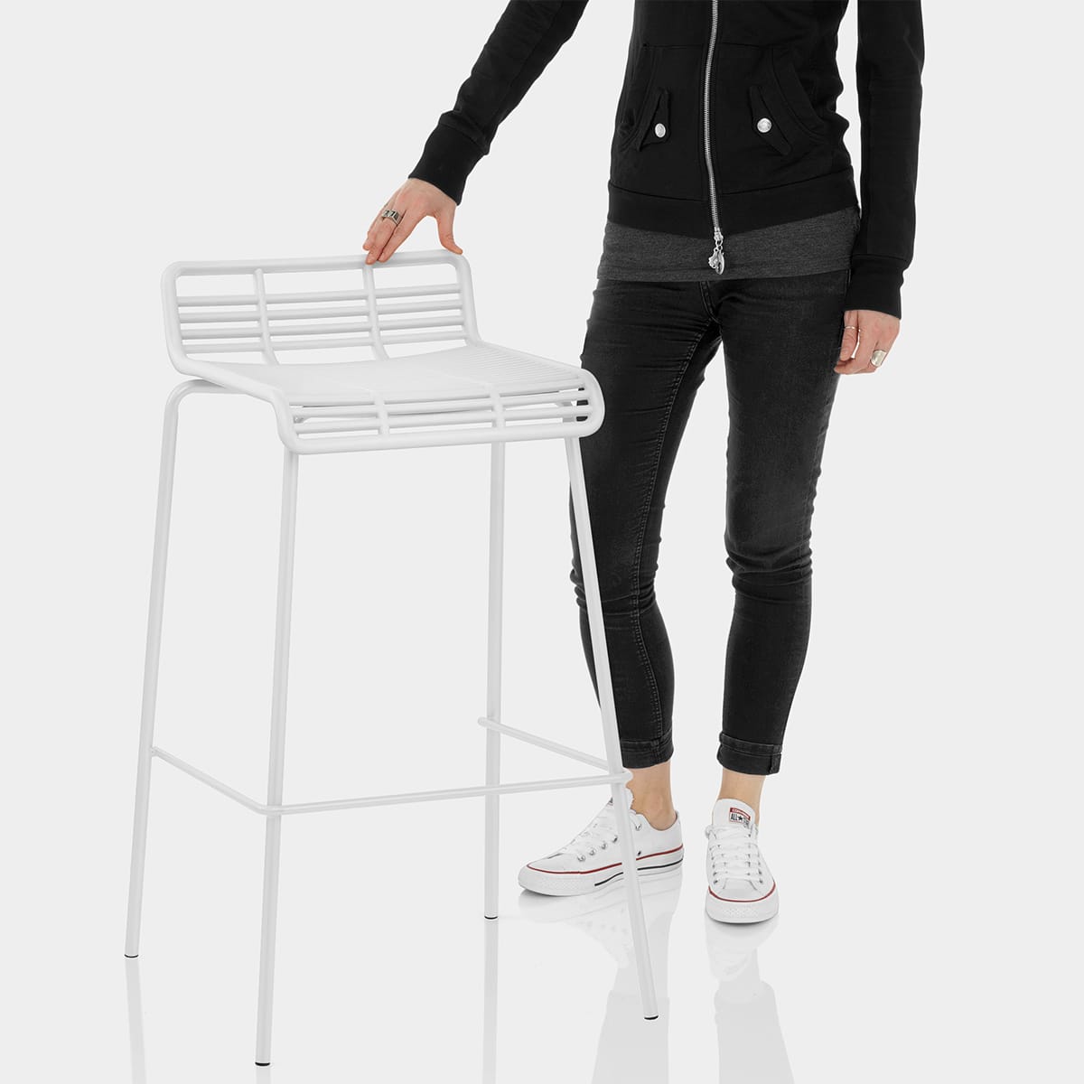 Surf Bar Stool White Features Image