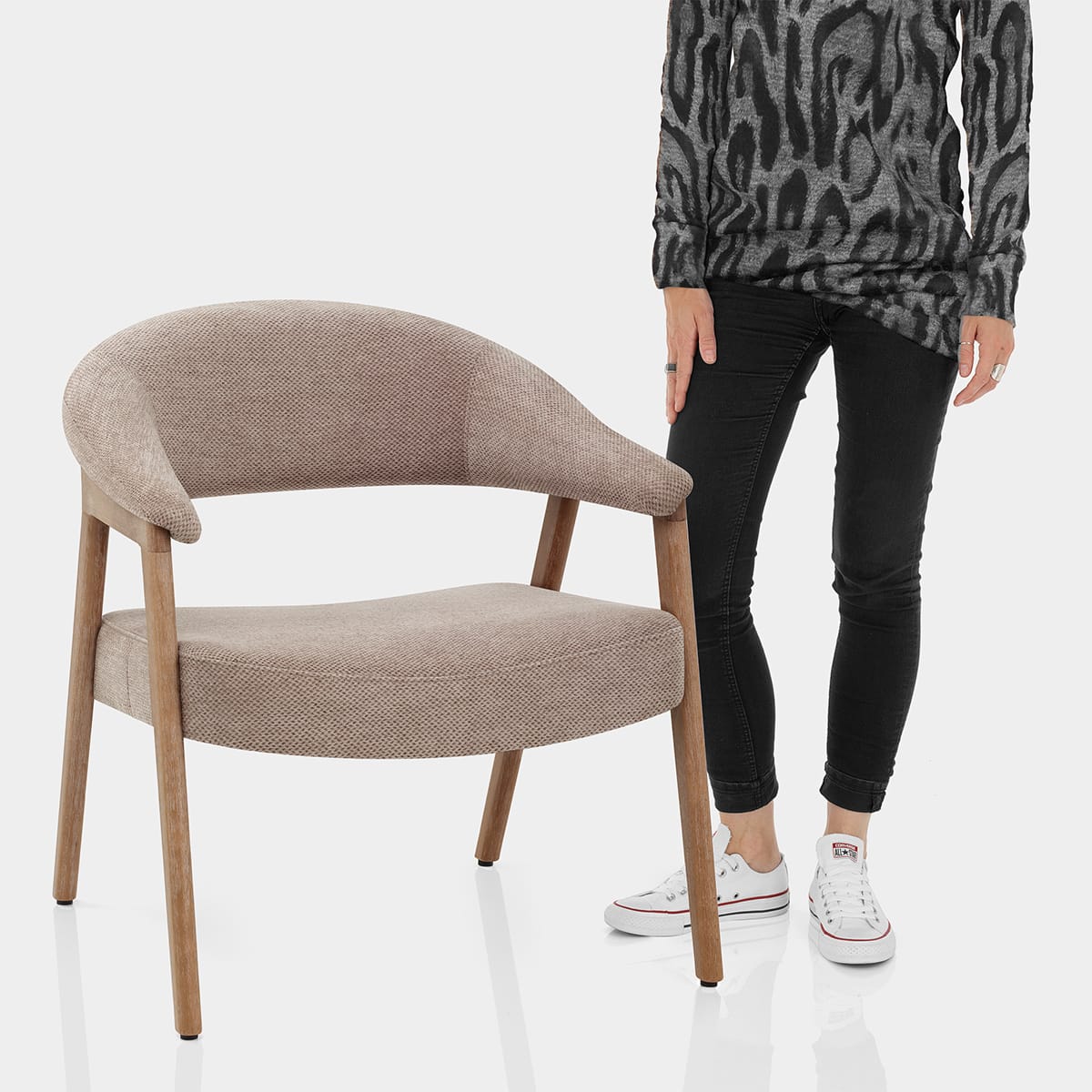 Taylor Oak Chair Brown Fabric Features Image