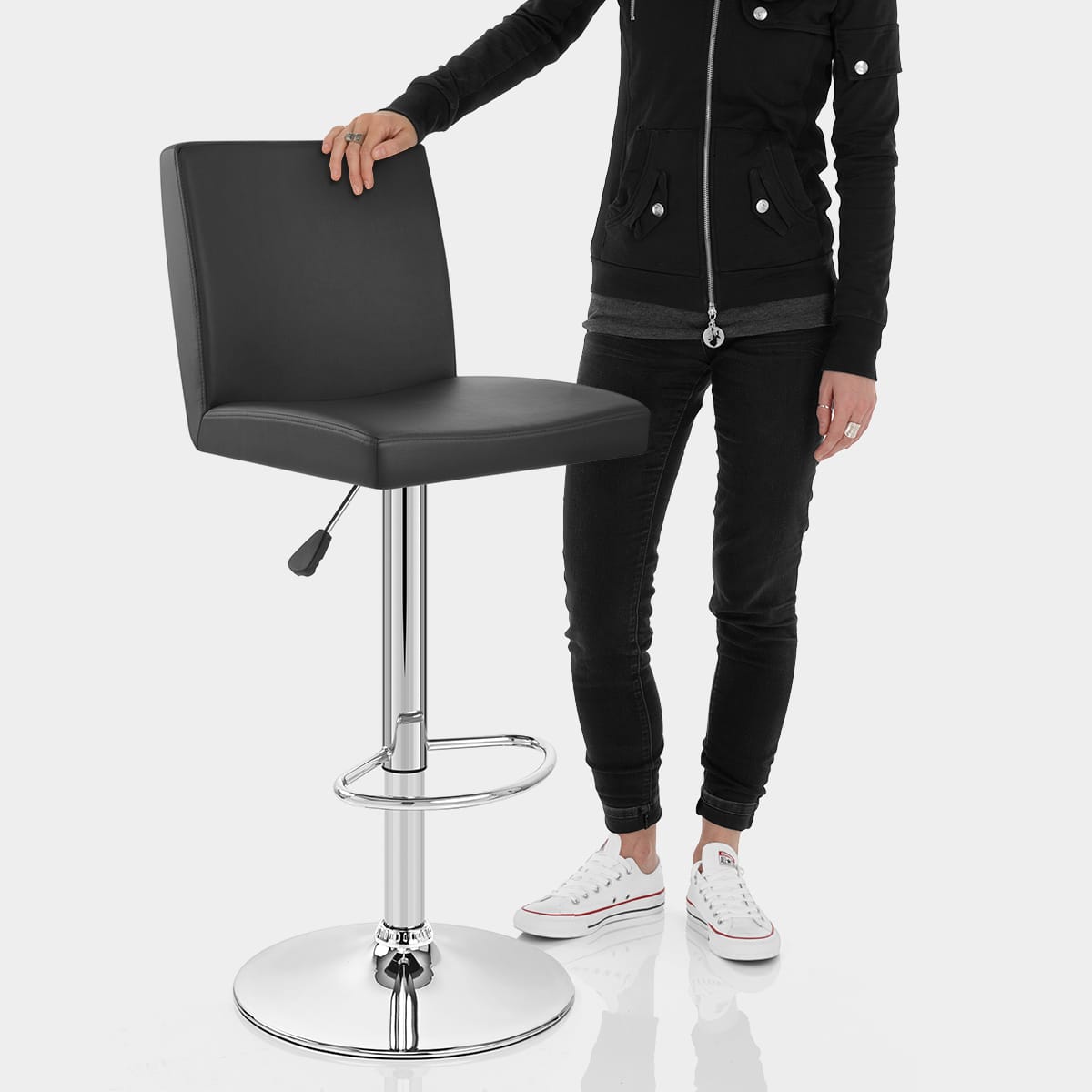 Topaz Bar Stool Black Features Image