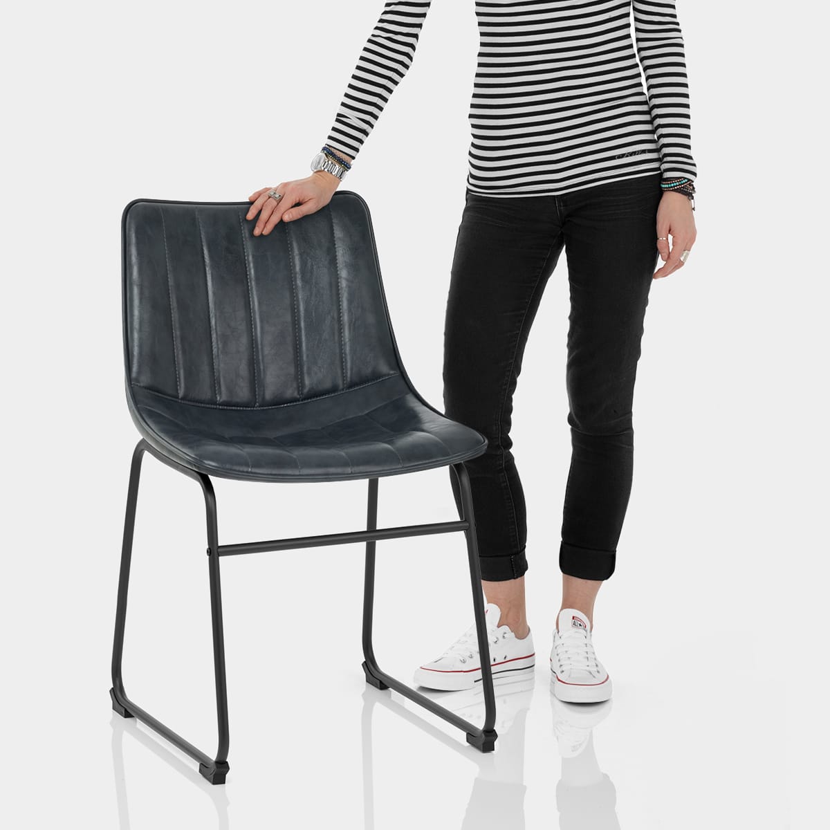 Tucker Chair Antique Slate Features Image