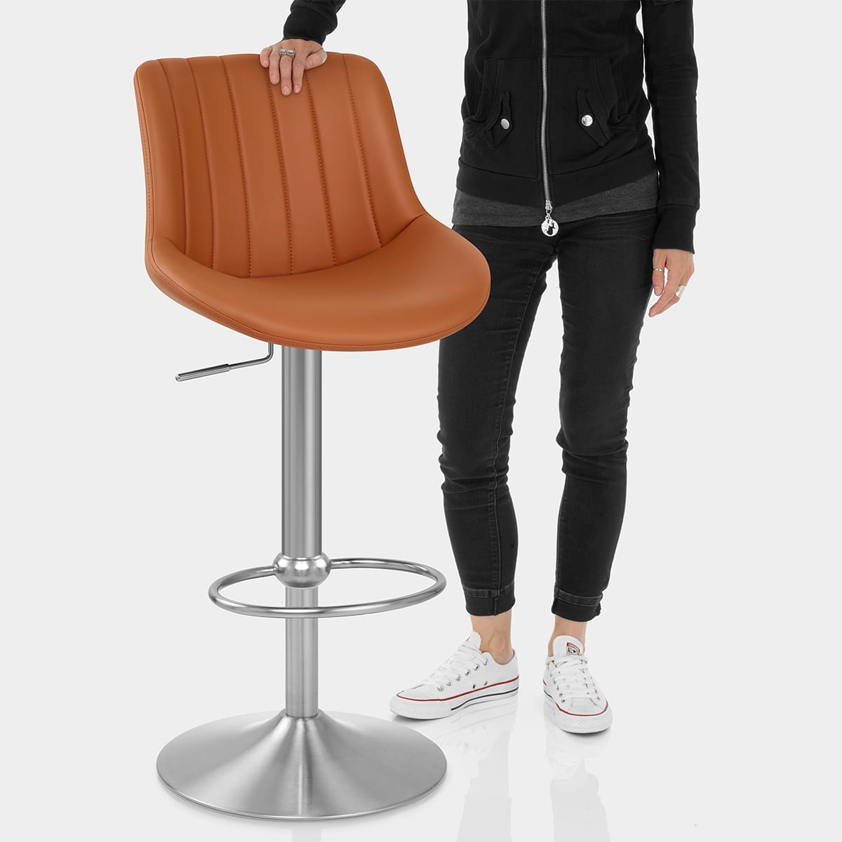 Versailles Real Leather Stool Tan Features Image