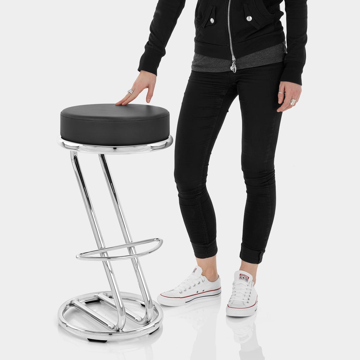 Zizi Kitchen Stool Black Features Image