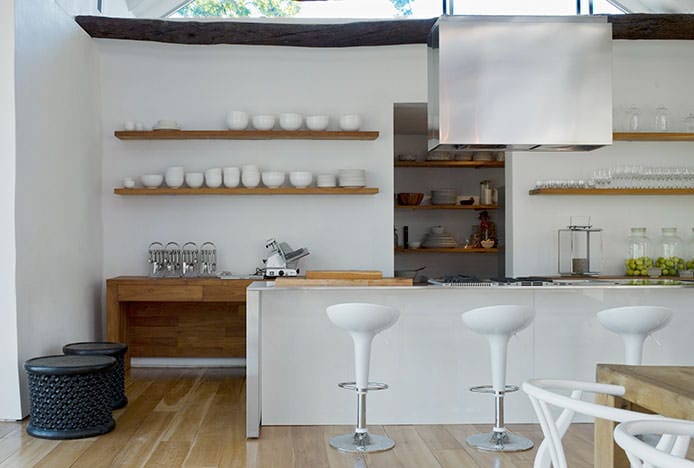 Harmonious Kitchen Symmetry