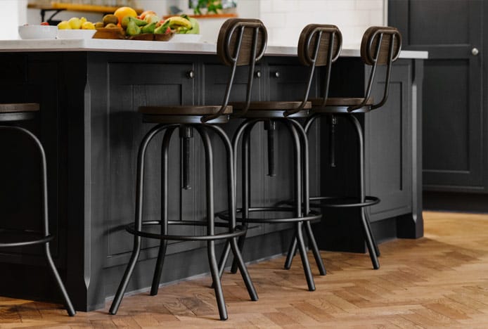 Vintage Swivel Stools In Modern Kitchen